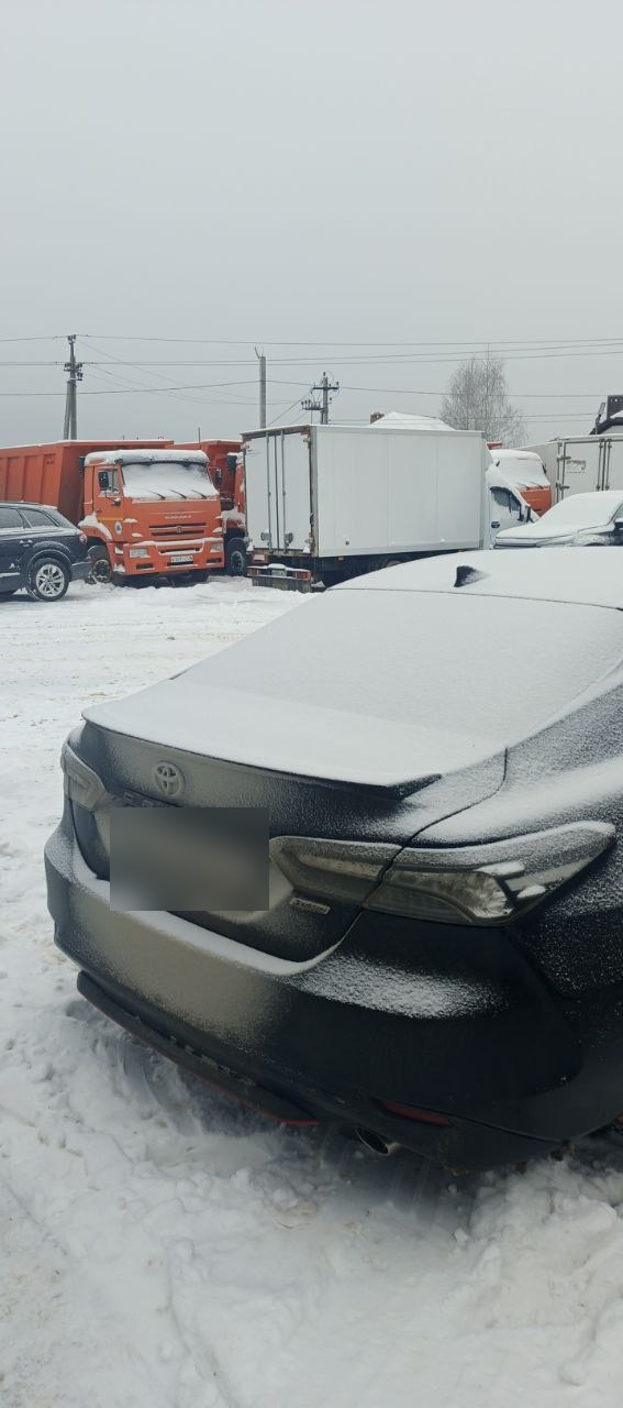 Toyota CAMRY