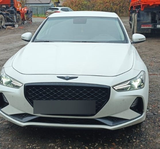 Genesis G70