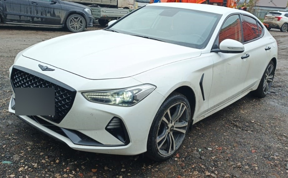 Genesis G70