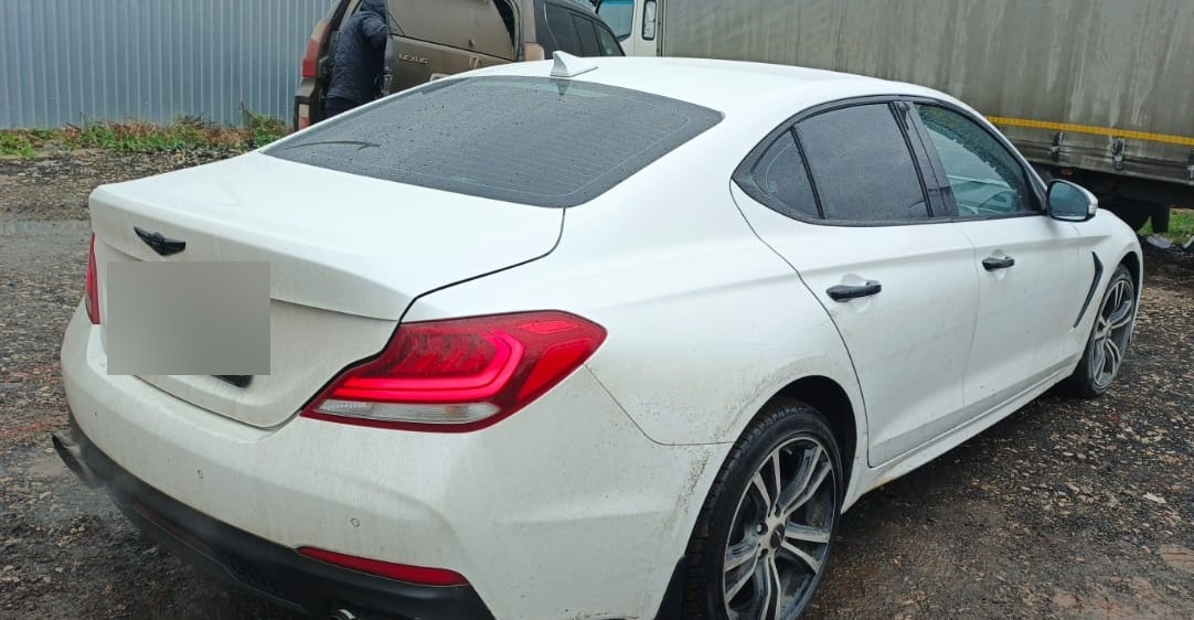 Genesis G70