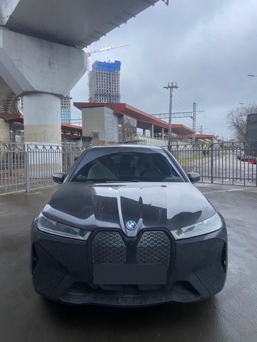 BMW iX