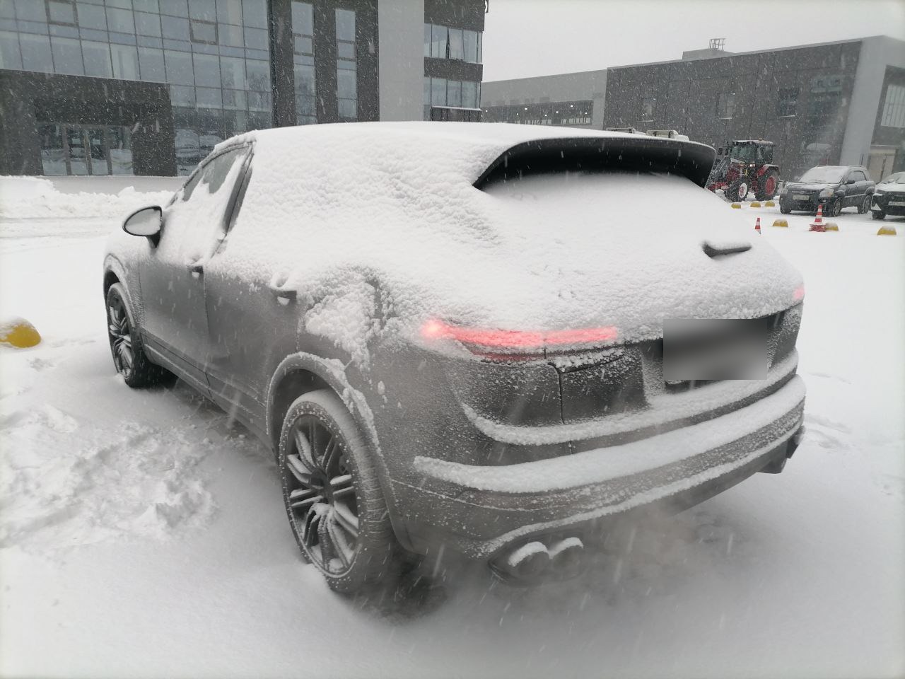 Porsche CAYENNE