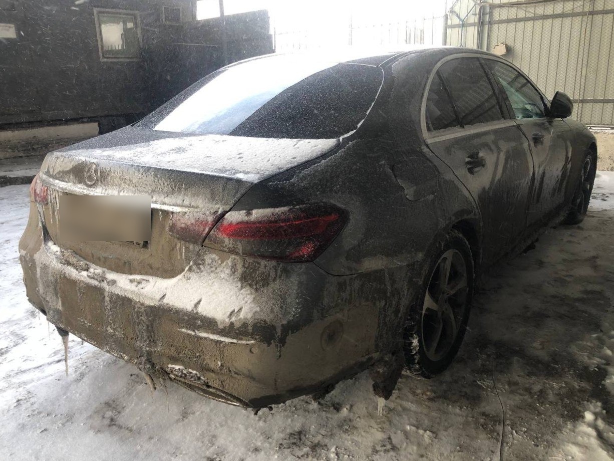 Mercedes-Benz E-CLASS