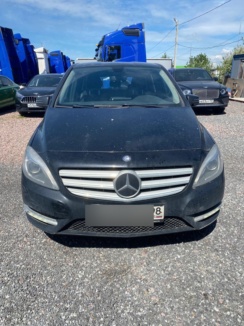 Mercedes-Benz B-CLASS
