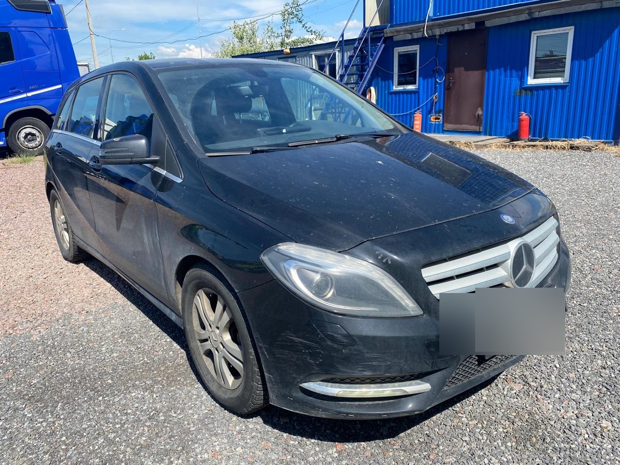 Mercedes-Benz B-CLASS