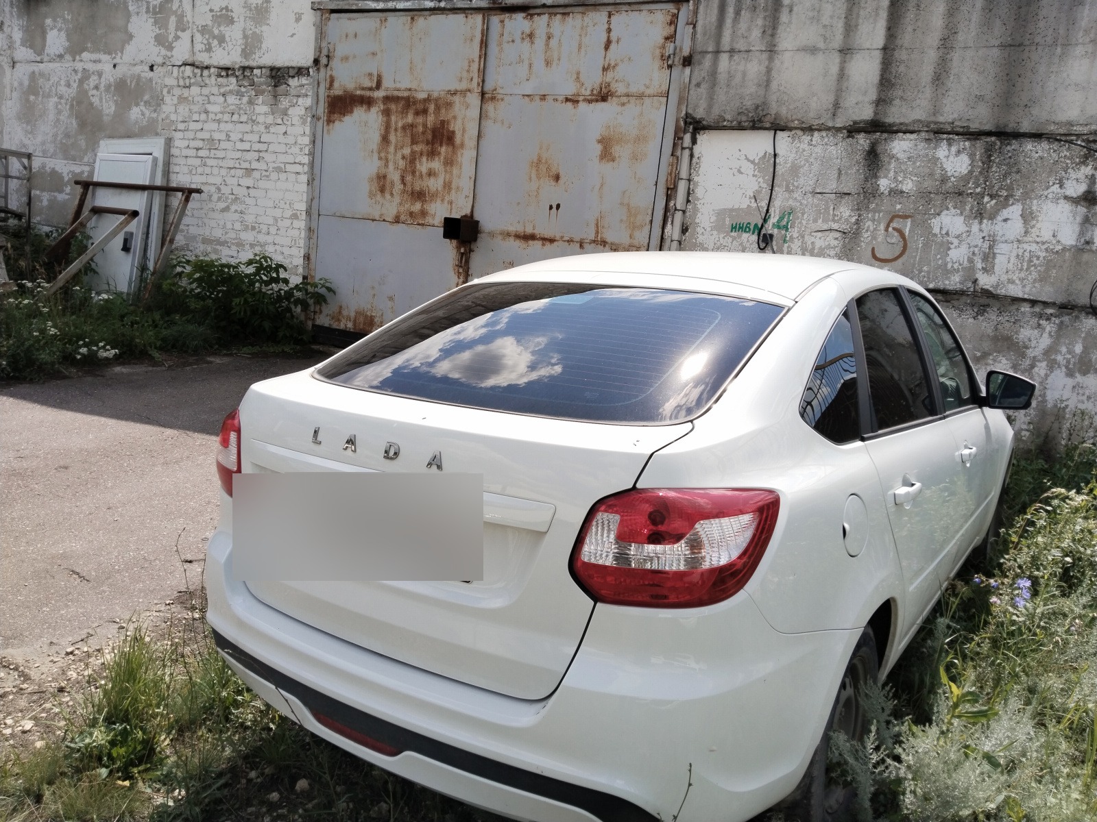 LADA GRANTA