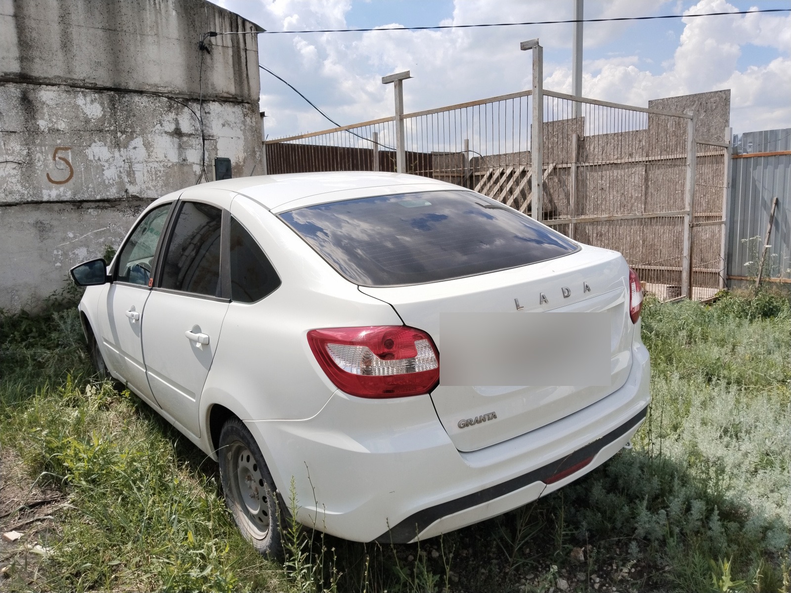 LADA GRANTA