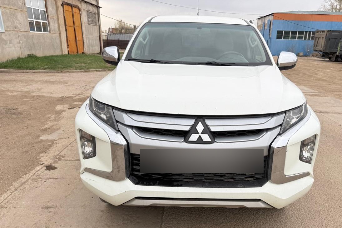 Mitsubishi L200