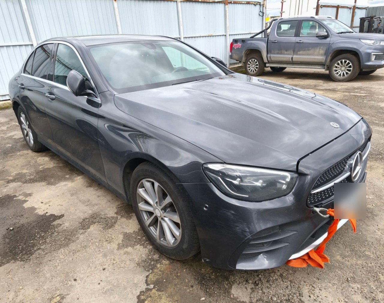 Mercedes-Benz E-CLASS