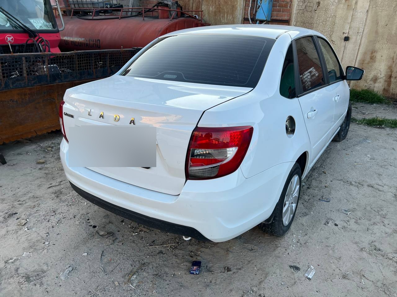 LADA GRANTA