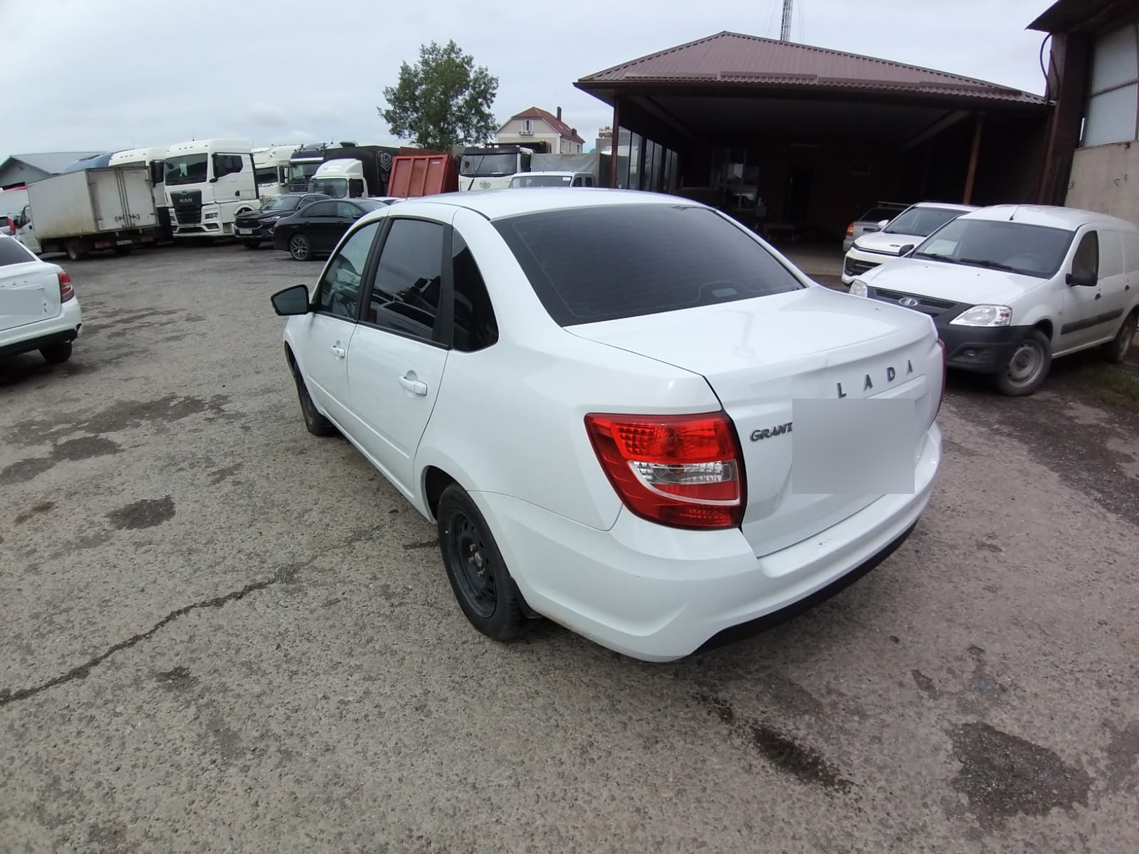 LADA GRANTA