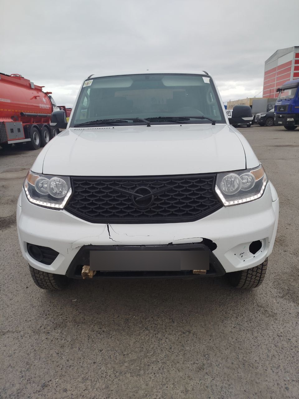 UAZ PATRIOT PICKUP