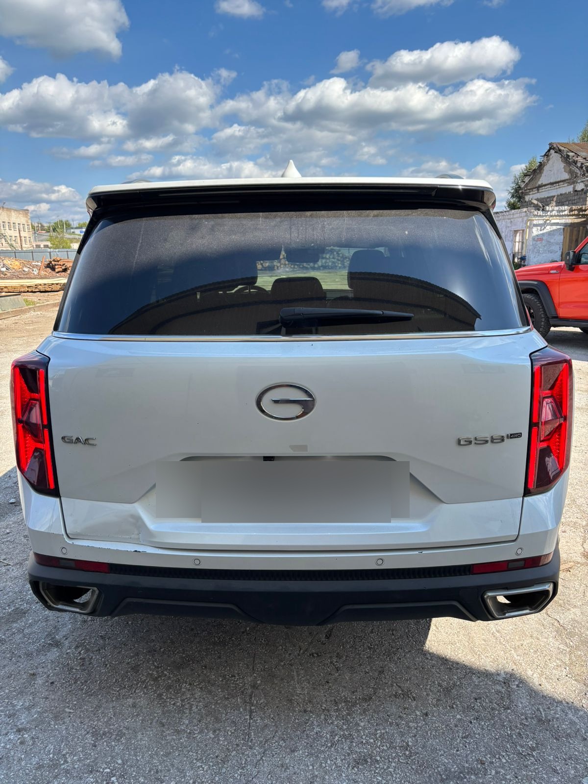 GAC GS8