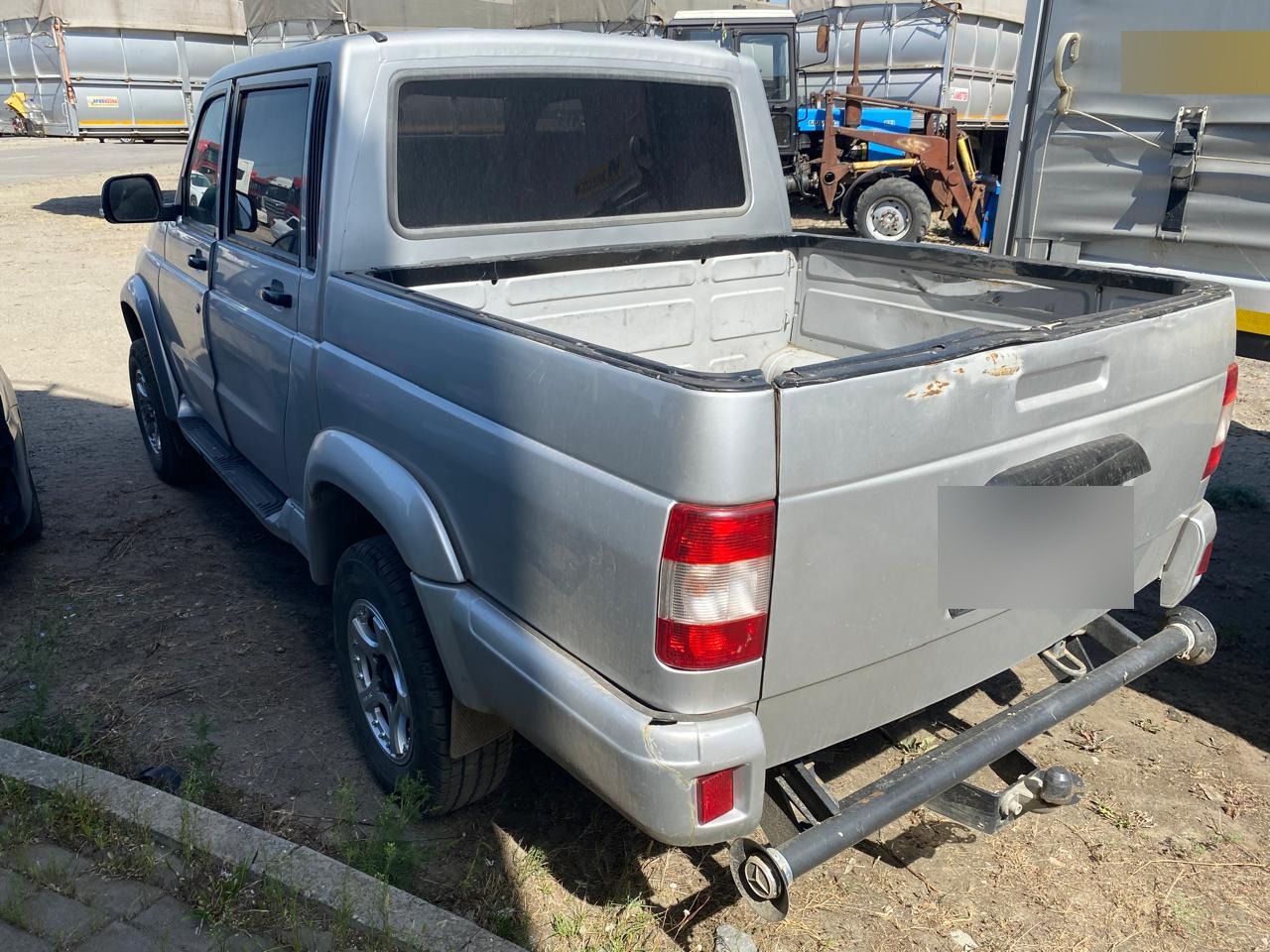 UAZ PATRIOT PICKUP