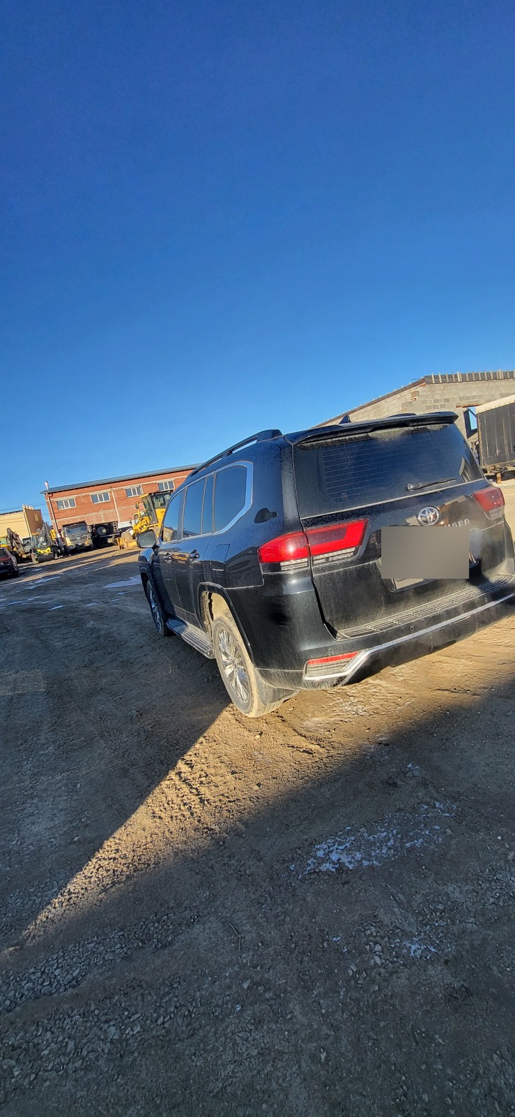 Toyota LAND CRUISER 300