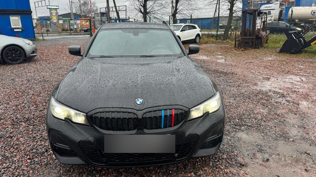 BMW 3-SERIES