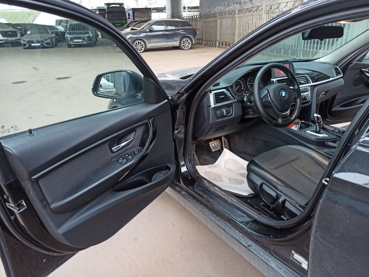 BMW 3-SERIES