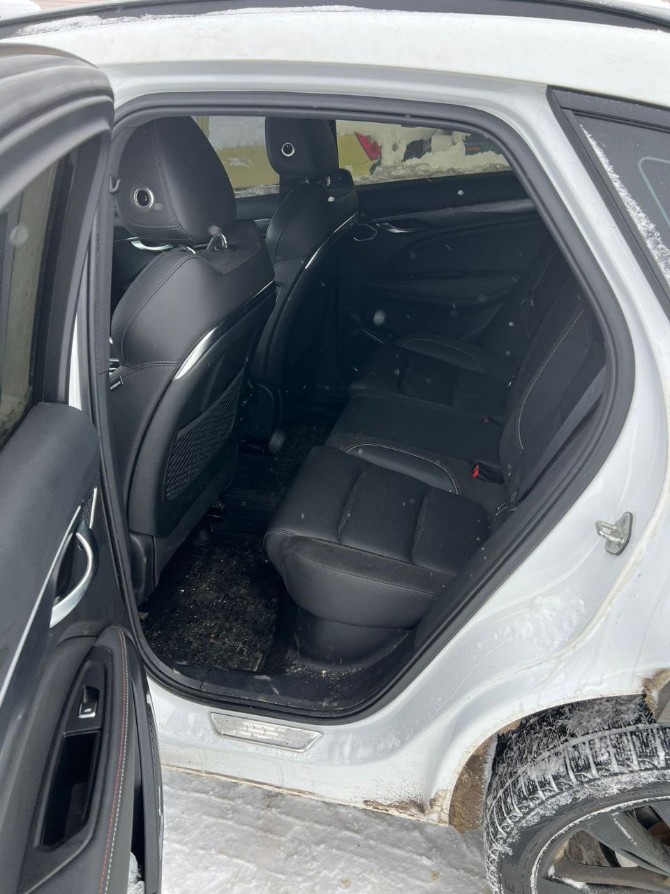 Geely Tugella