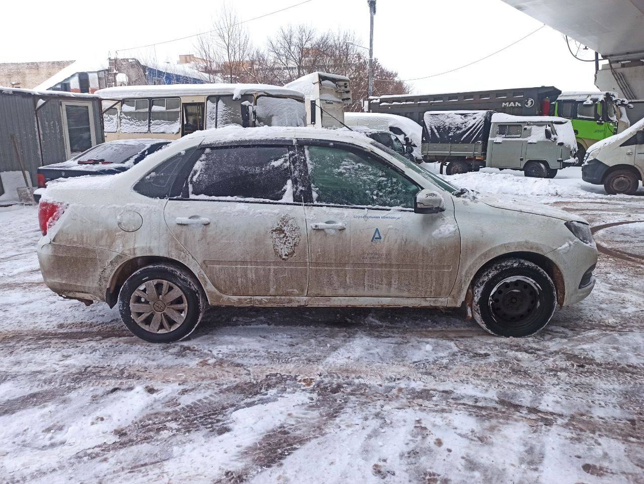 LADA GRANTA