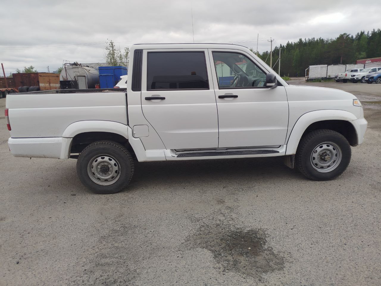 UAZ PATRIOT PICKUP