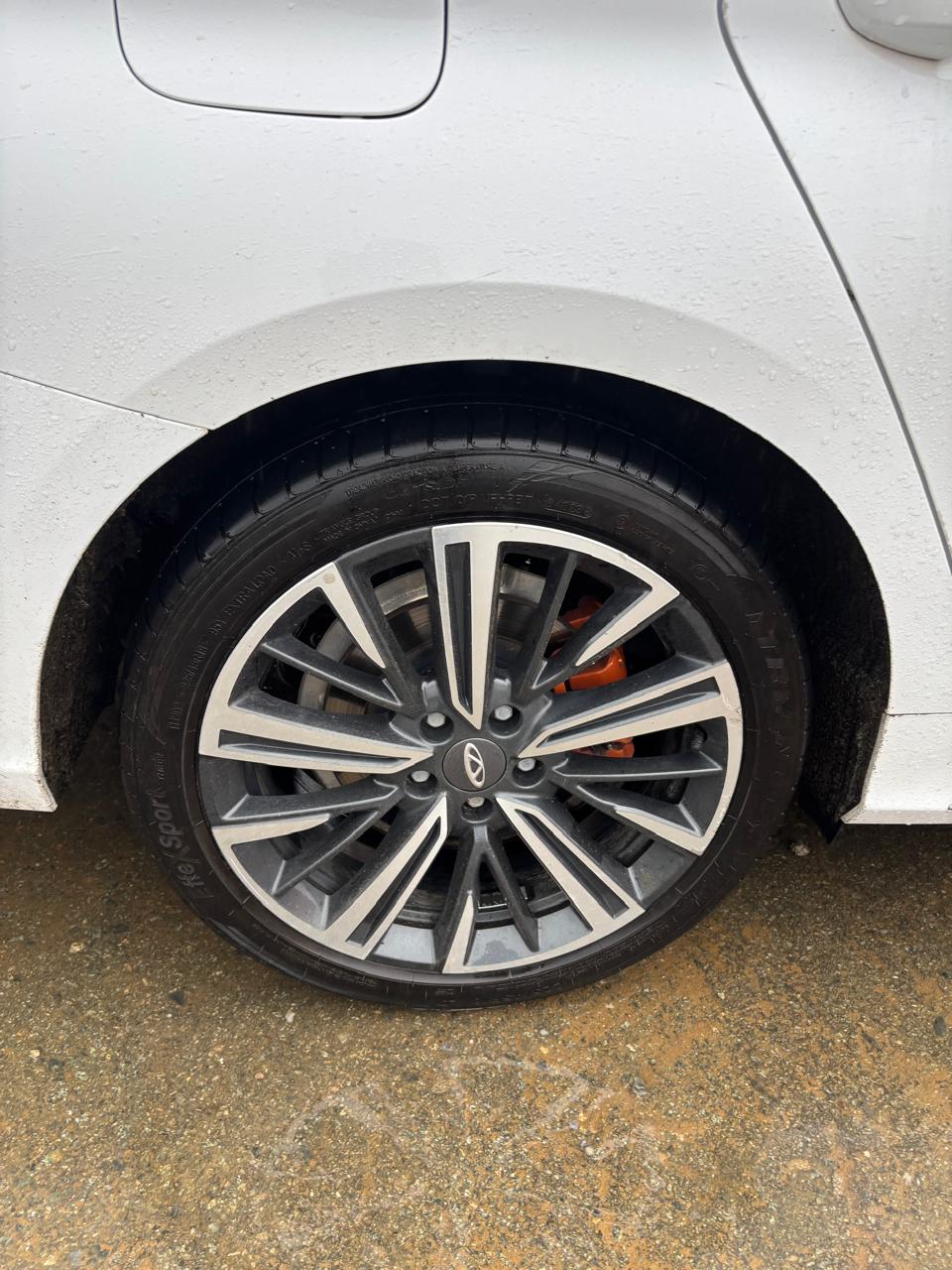 Chery Arrizo 8