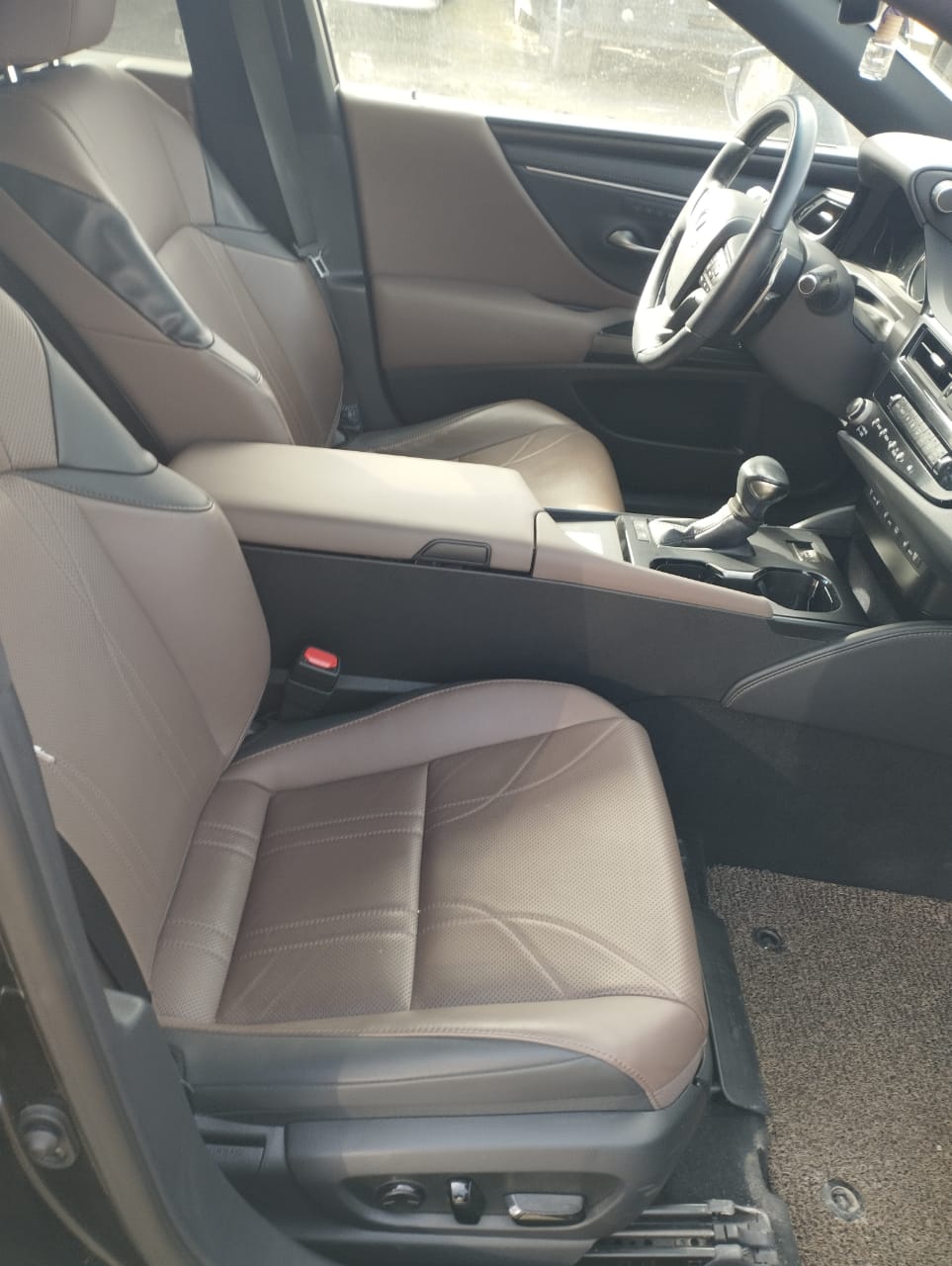 Lexus ES300h
